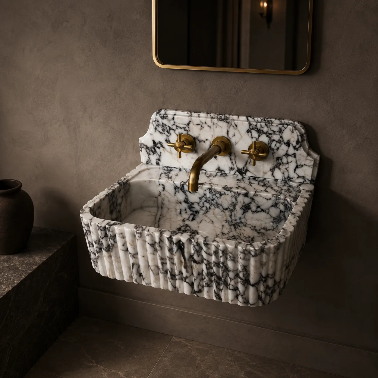 Calacatta Viola Mermer Lavabo – El Oyması Doğal Taş Duvara Monte Arka Panelli Banyo Lavabosu