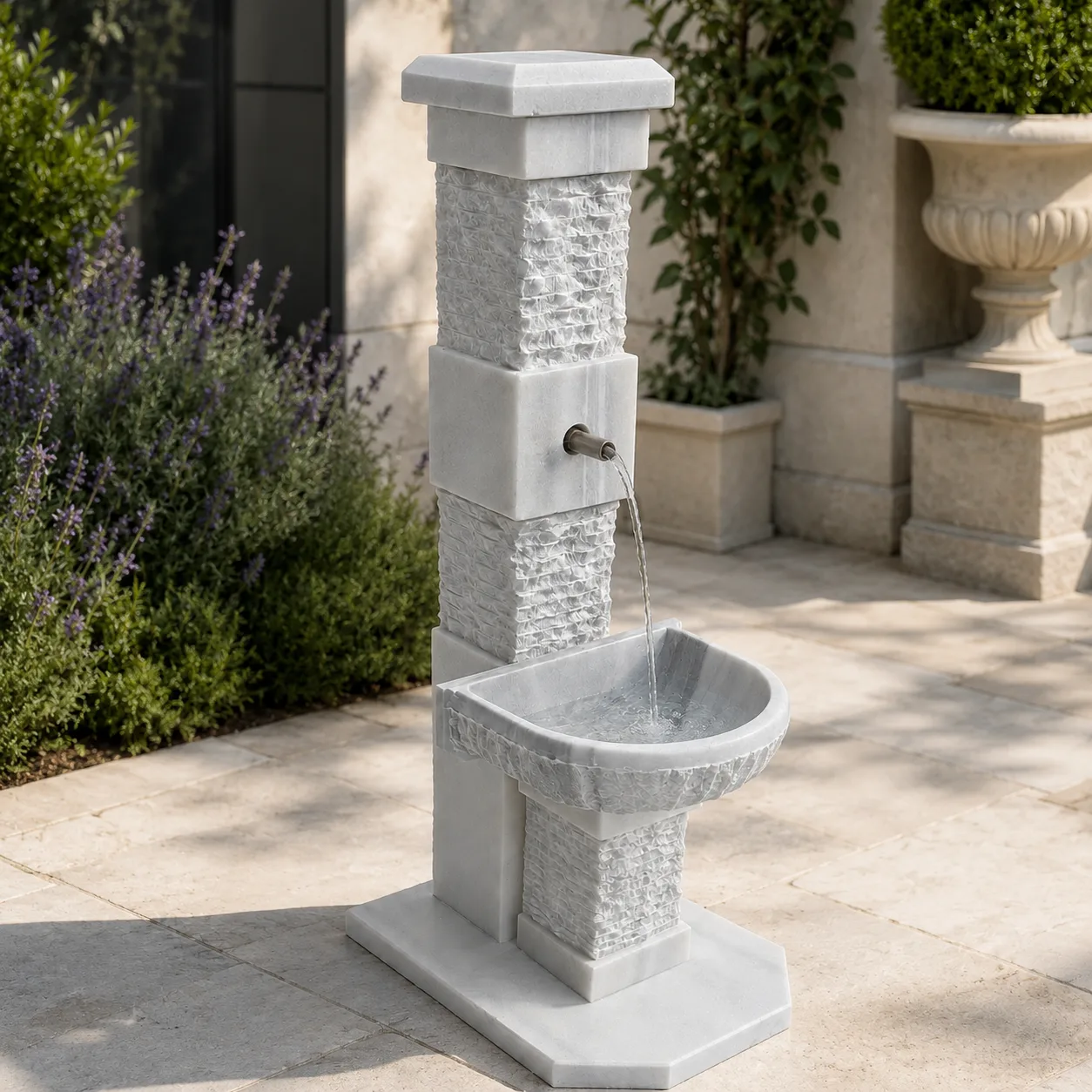 Carrara White Mermer Sütunlu Bahçe Çeşmesi